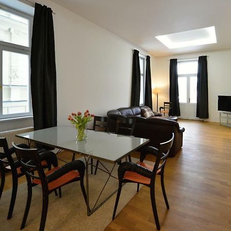 Kolonada Luxury 2 Bedroom Apartment With Balcony Марианске-Лазне Экстерьер фото