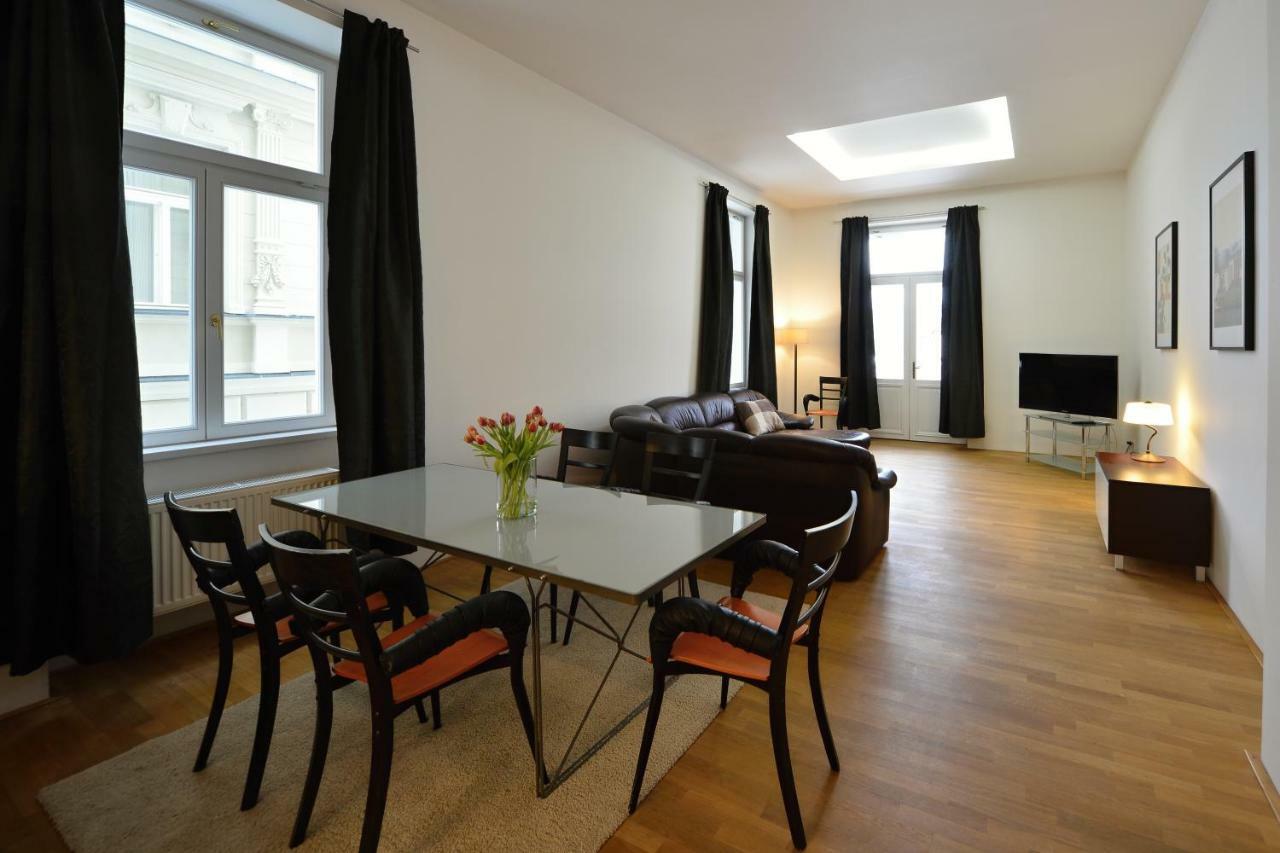 Kolonada Luxury 2 Bedroom Apartment With Balcony Марианске-Лазне Экстерьер фото