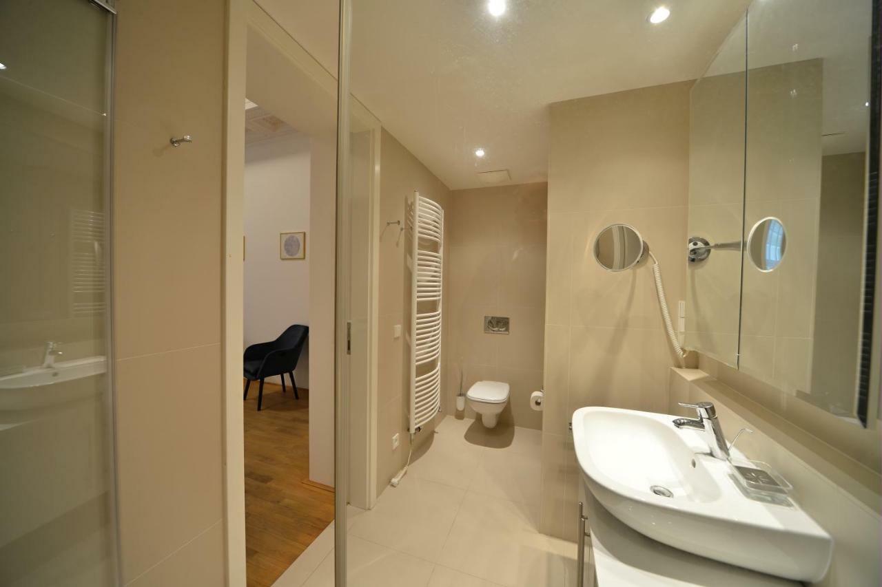 Kolonada Luxury 2 Bedroom Apartment With Balcony Марианске-Лазне Экстерьер фото