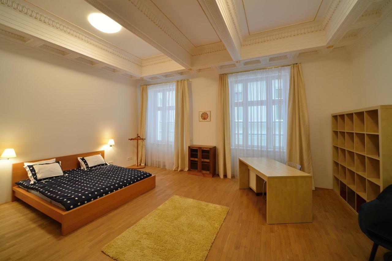 Kolonada Luxury 2 Bedroom Apartment With Balcony Марианске-Лазне Экстерьер фото
